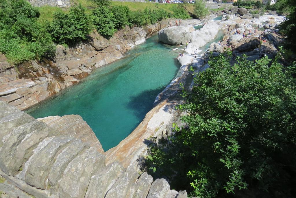 Hotel Pizzo Vogorno Bagian luar foto